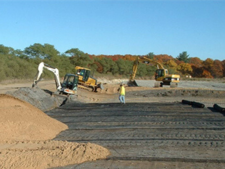 吉隆新疆兵团揭牌玄武岩纤维科研双平台，打造产业创新新高地